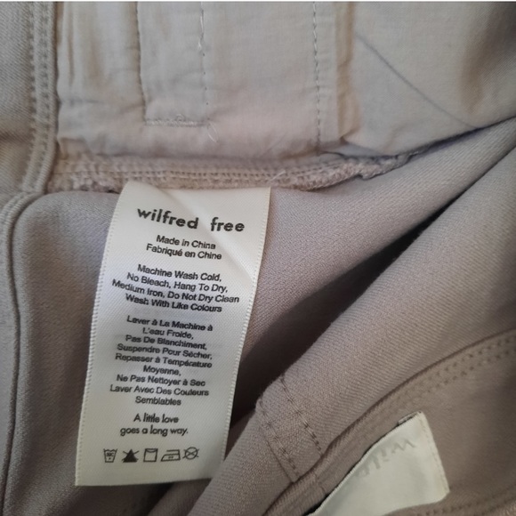 ARITZIA Wilfred free Karmen Button front mini skirt - Picture 7 of 7